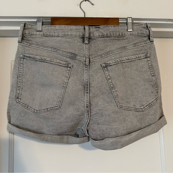 Old Navy Shorts Womens 14 OG Straight high Rise Secret Smooth Pockets - Picture 2 of 10